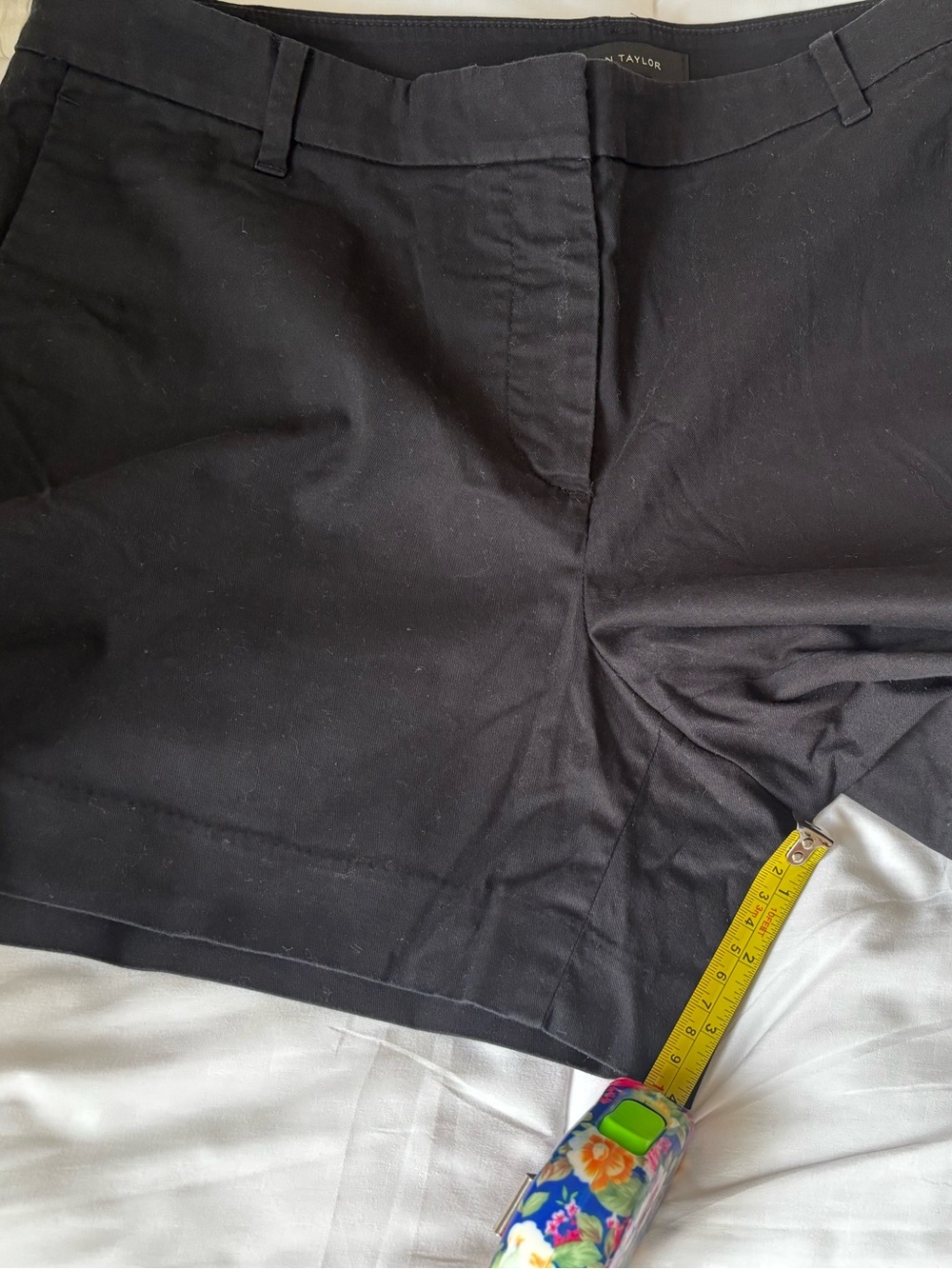 Ann Taylor The City Shorts Size 10 - Picture 6 of 6